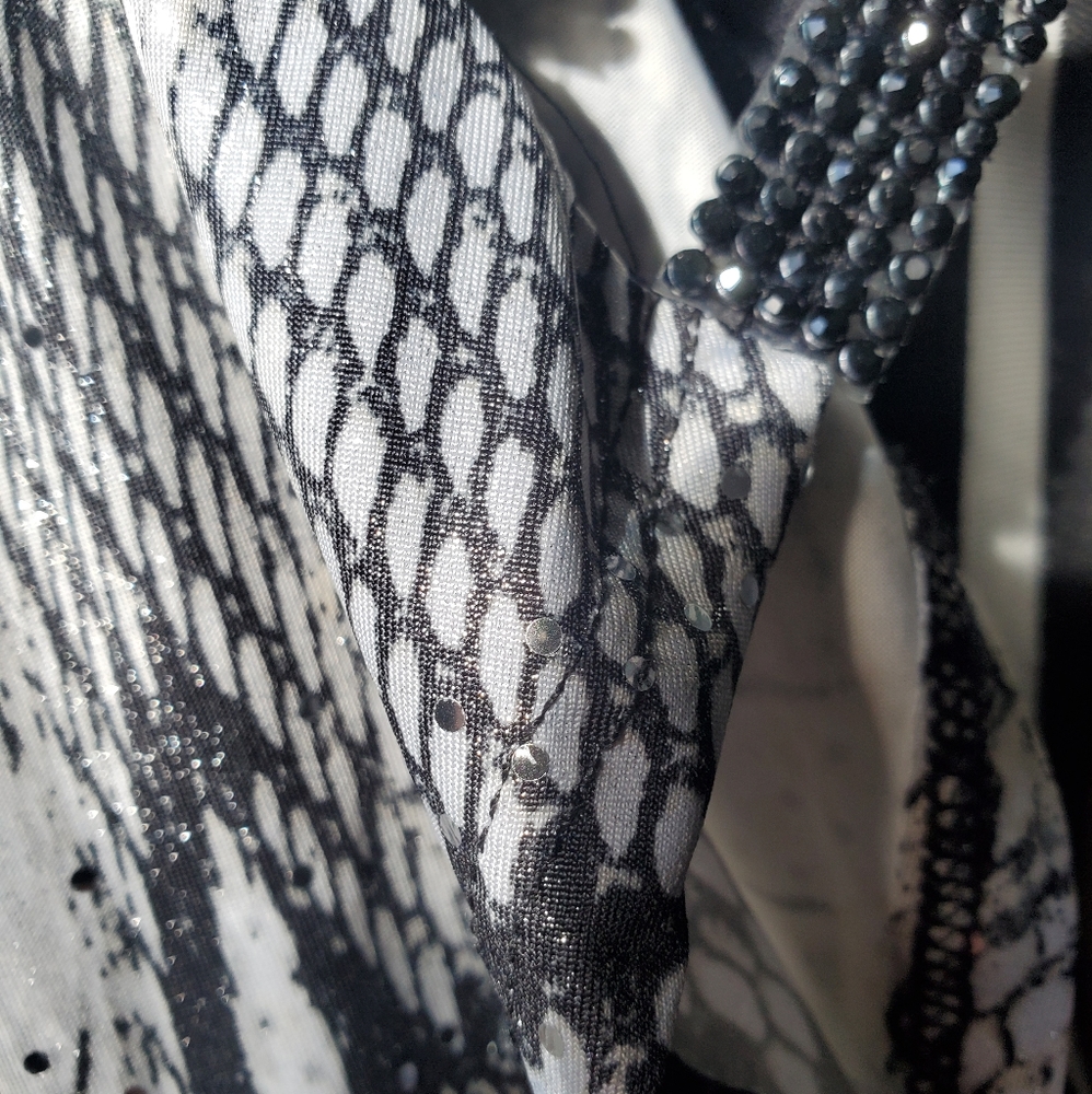 Snakeskin Shimmery Open Shoulder Blouse - Picture 5 of 8